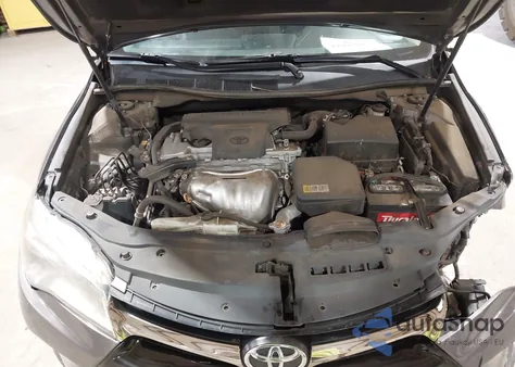 2017 Toyota Camry Se z USA, uszkodzony, nr VIN 4T1BF1FK1HU790656